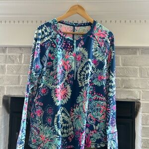 Lilly Pulitzer Luxletic long sleeve top work out shirt size XL like new